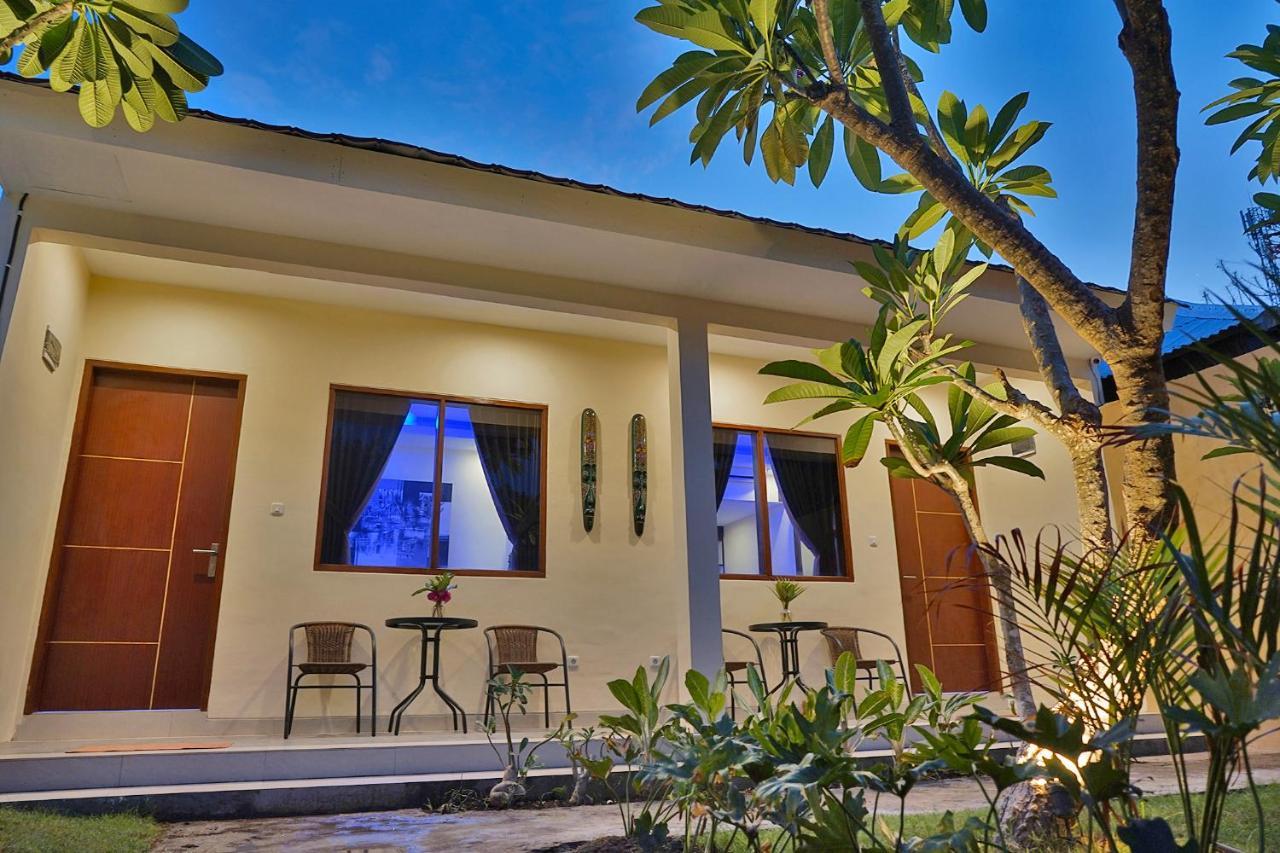Sari Gili Bungalow Νησιά Γκίλι Εξωτερικό φωτογραφία