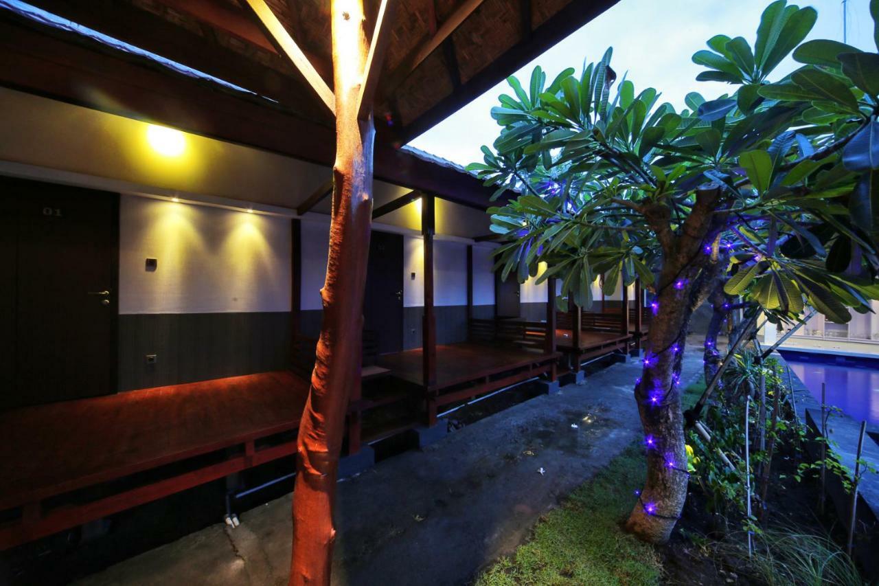 Sari Gili Bungalow Νησιά Γκίλι Εξωτερικό φωτογραφία